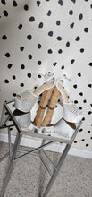 Load image into Gallery viewer, NEW JESSICA SIMPSON PLATFORM HEELS       SZ 10
