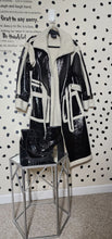 Load image into Gallery viewer, BAMBOO PATENT LEATHER BAMBOO HEELS    SZ 8.5-9
