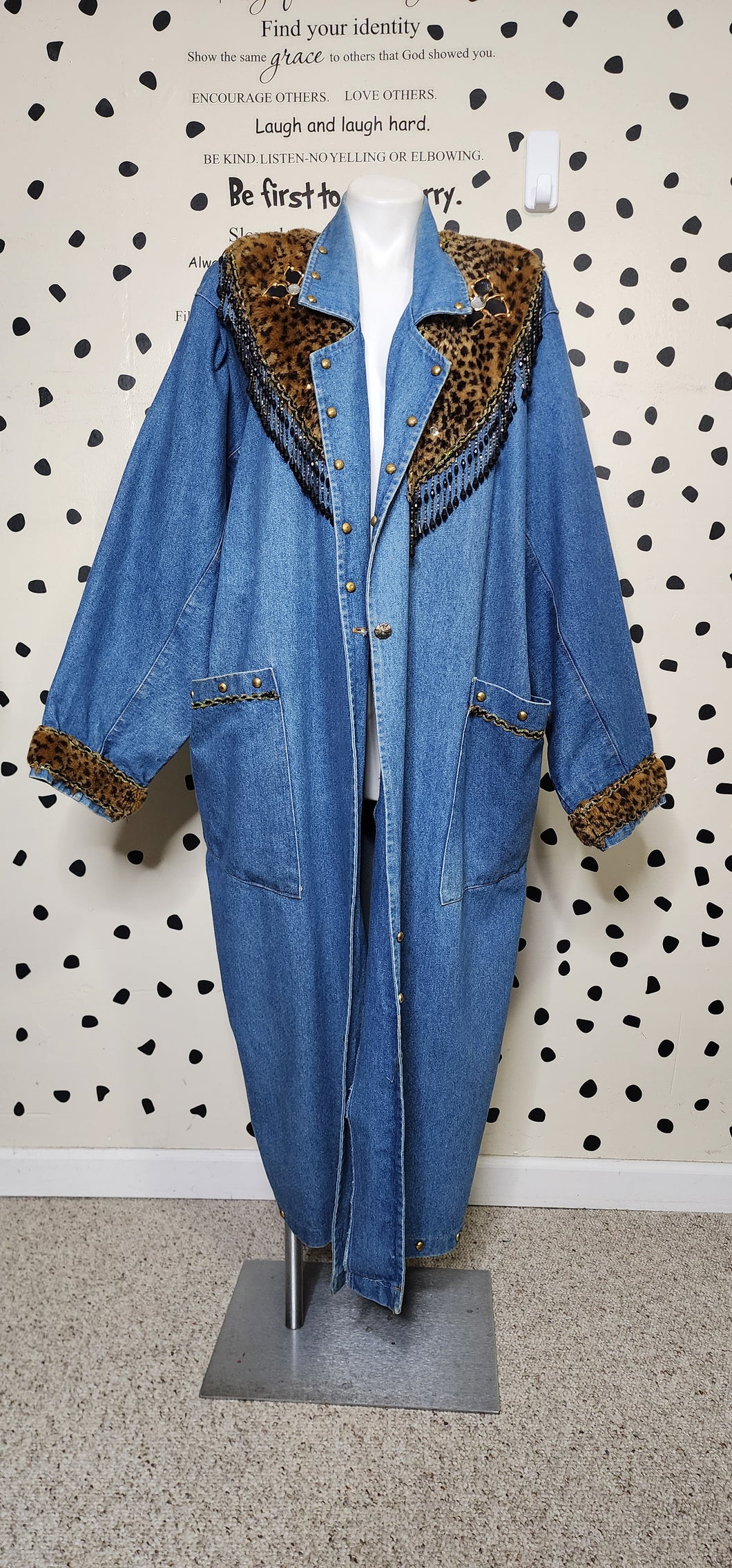 VINTAGE  CHARLE DSUALS       ONE SIZE