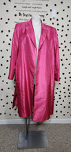 Load image into Gallery viewer, SUIT STUDIO PINK BLAZER       SZ 20 (XLRG-2X FIT)

