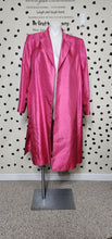 Load image into Gallery viewer, SUIT STUDIO PINK BLAZER       SZ 20 (XLRG-2X FIT)
