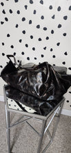 Load image into Gallery viewer, NEW MARK  OVERSIZE HANDBAG

