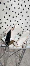 Load image into Gallery viewer, PAZZLE CREAM HEELS      SZ 10
