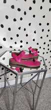 Load image into Gallery viewer, FRANCO SARTO PINK SANDALS      SZ 6.5
