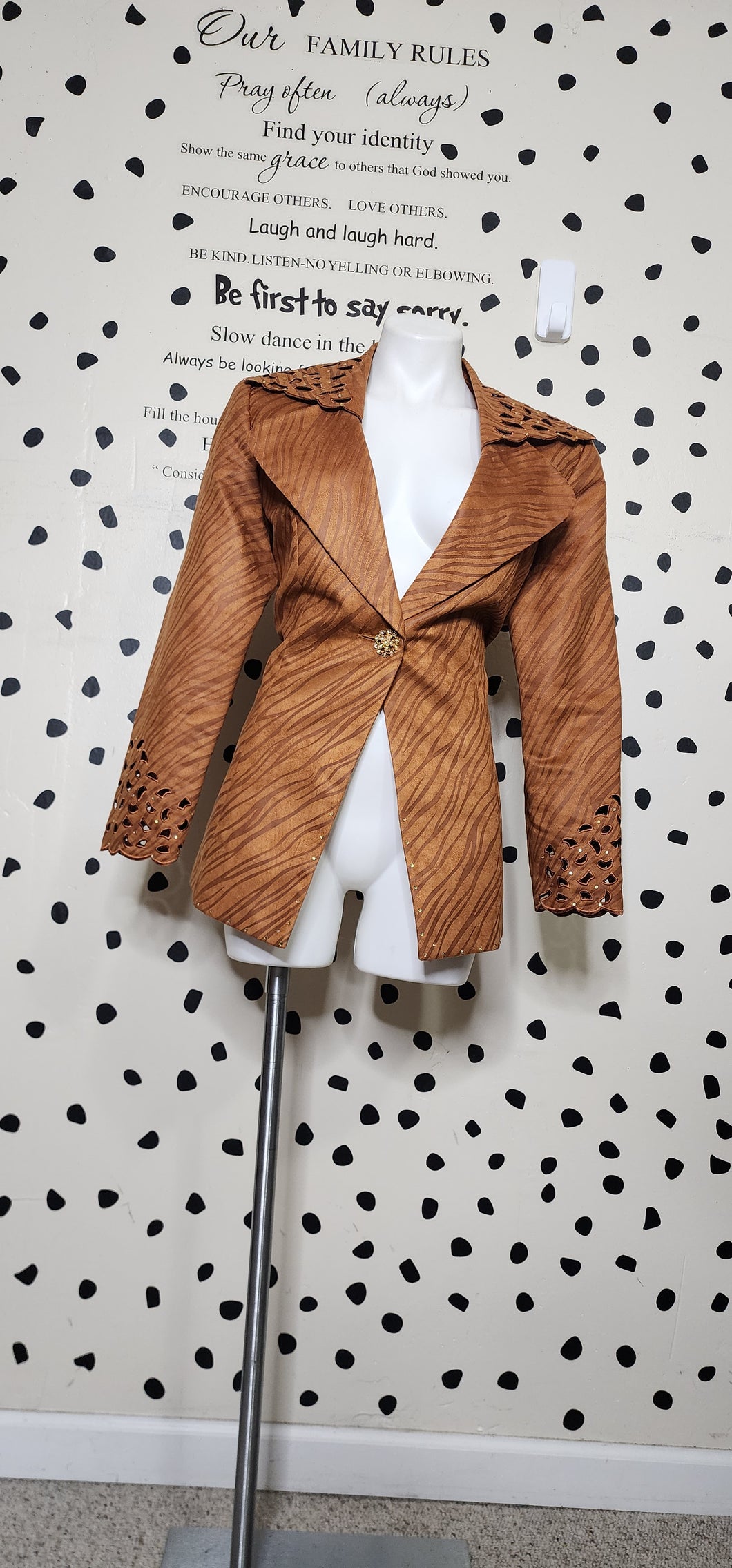 GRACE  SUEDE STRIPE BLAZER      SZ 14, BEST FITTING SZ 12