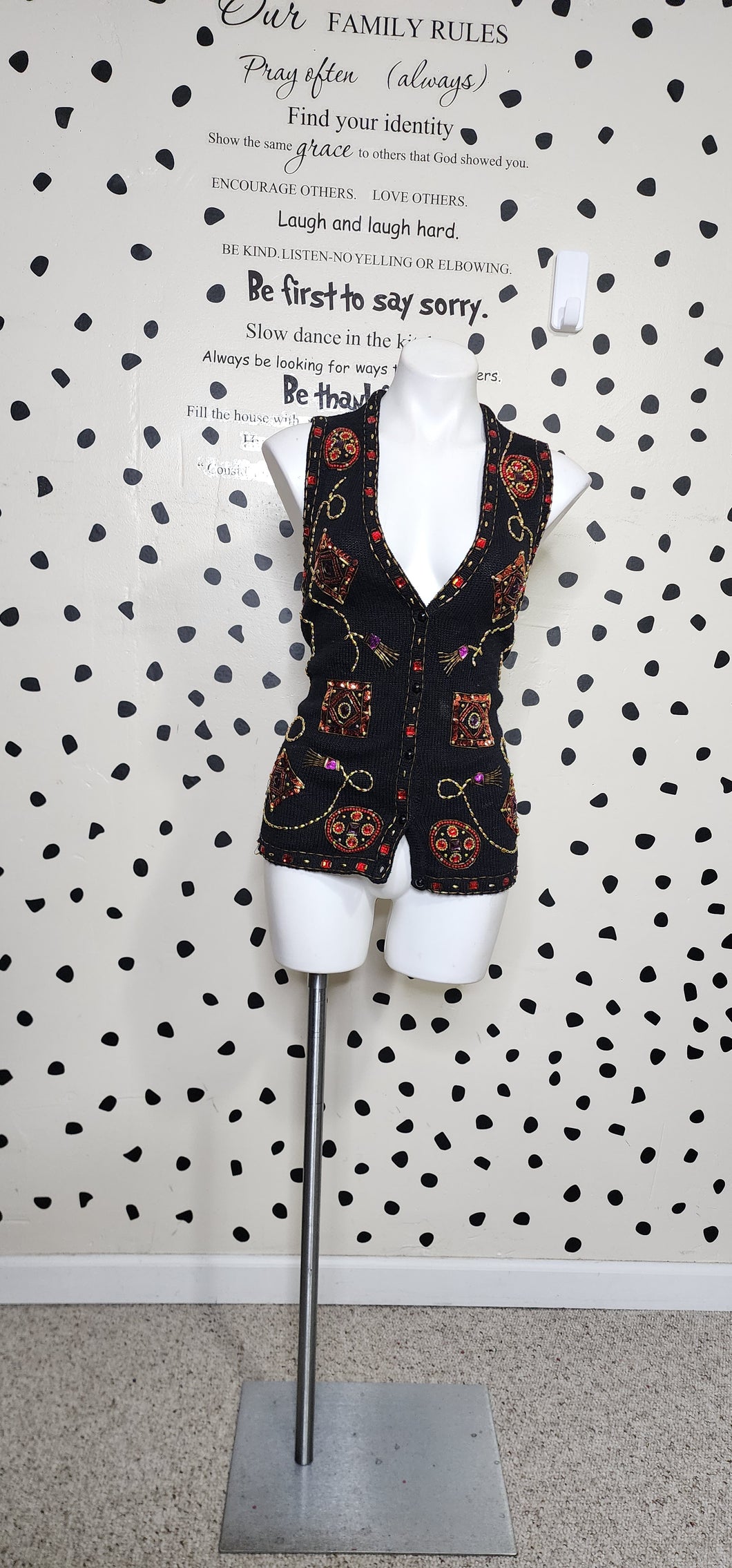 CLAUDIA D VINTAGE SEQUIN/BEADED VEST      SZ SM-LRG