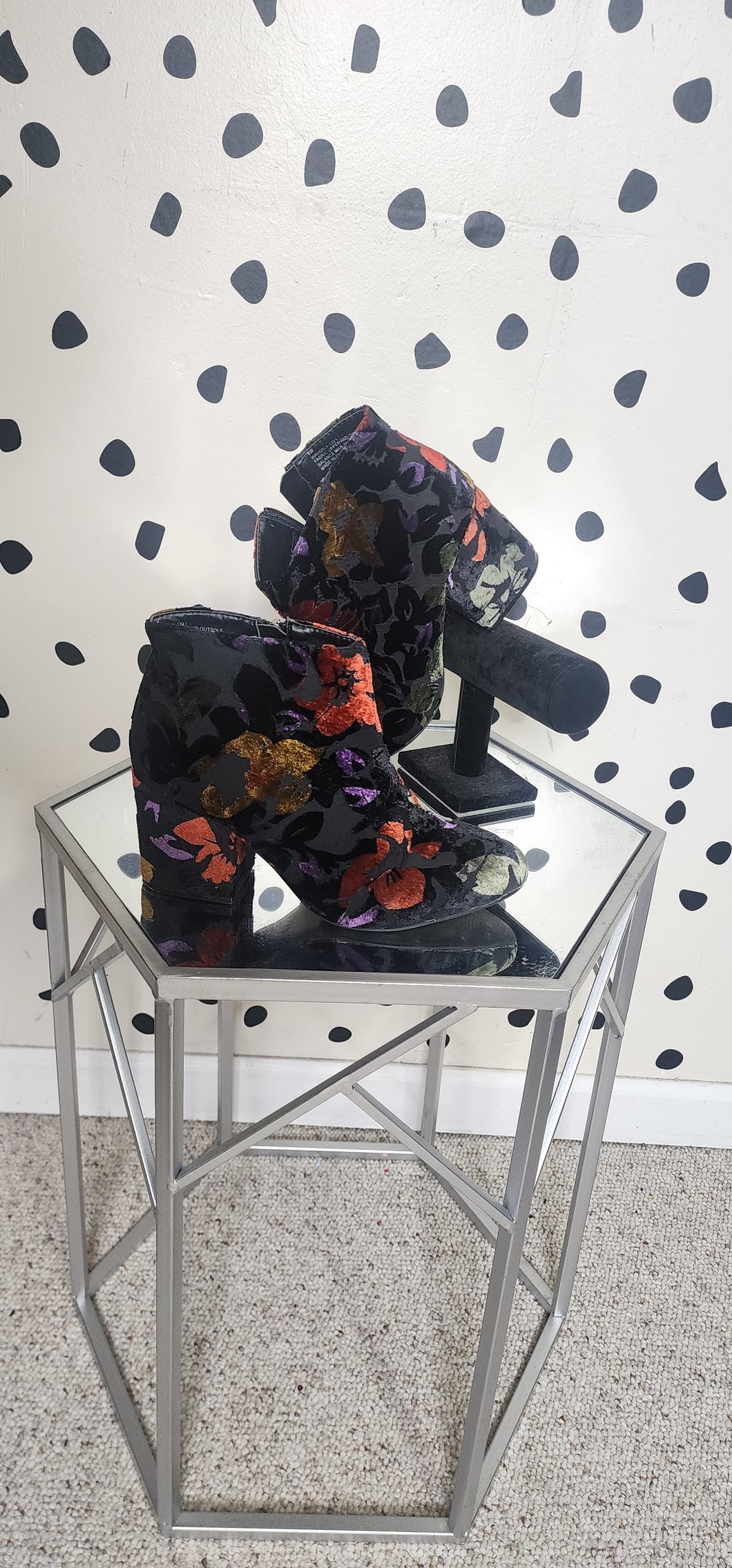 CLOUD WALKER FLORAL PRINT BOOTIES     SZ 8W