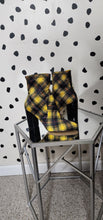 Load image into Gallery viewer, ALDO  PLAID HEELS      SZ 8.5
