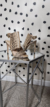 Load image into Gallery viewer, VINCE CAMUTO REPTILE PRINT HEELS     SZ 40=9
