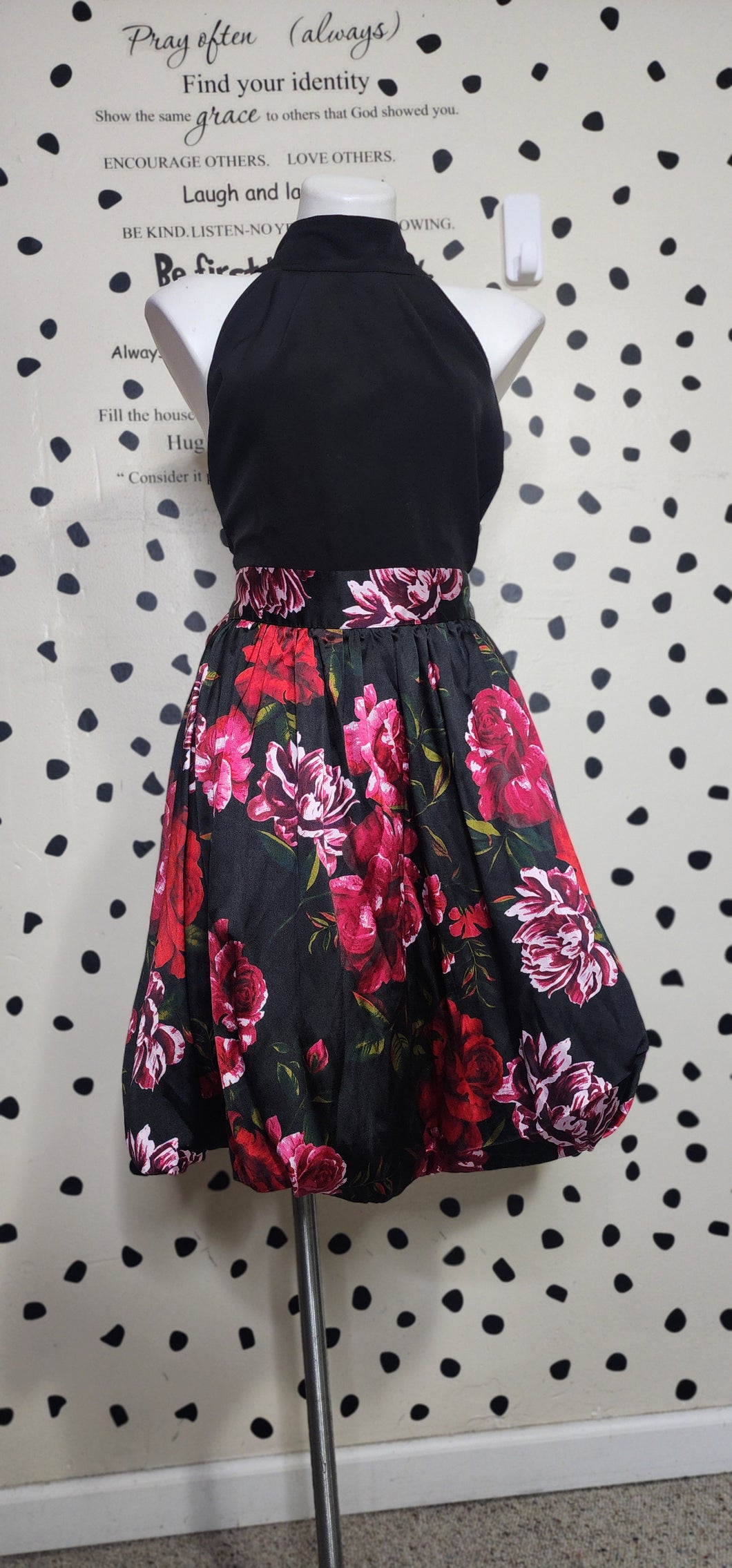 NEW YORK & COMPANY FLORAL DRESS        SZ XL