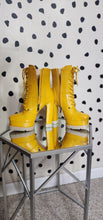Load image into Gallery viewer, AZAELA WANG PLATFORM HEELS       SZ UK 7.5= US 9
