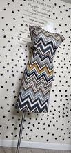 Load image into Gallery viewer, MADISCON LEIGH DRESS       SZ 14
