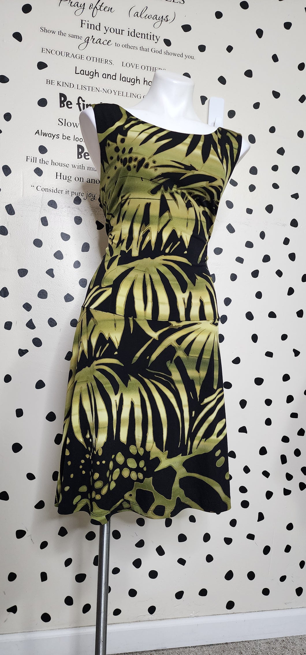 CONNECTED APPAREL TROPIC DRESS      SZ 16