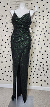 Load image into Gallery viewer, WINDSOR SEQUIN DRESS      SZ MED
