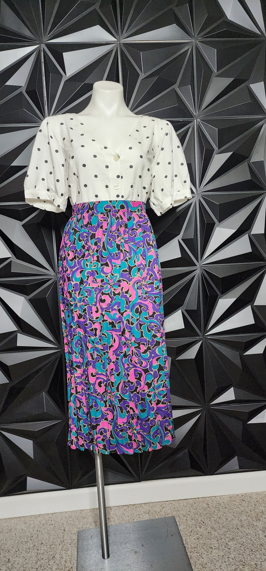 SAG HARBOR COLORFUL PLEATED SKIRT    SZ 12-14