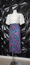 Load image into Gallery viewer, SAG HARBOR COLORFUL PLEATED SKIRT    SZ 12-14
