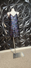 Load image into Gallery viewer, BOOHOO BIG SEQUIN DRESS          SZ 8
