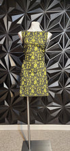 Load image into Gallery viewer, DORTHY PERKINS LACE OVERLAY DRESS      SZ 42 EURO
