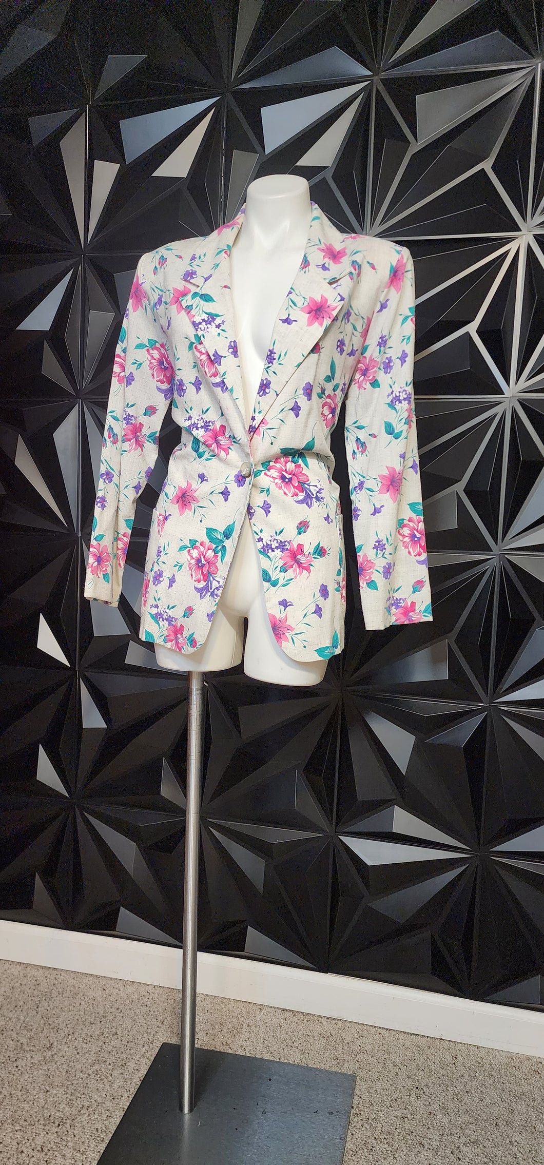FIRST OPTION FLORAL PRINT BLAZER      SZ LRG (10/12)