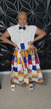 Load image into Gallery viewer, Ethnic print skirt/white top 2 piece set    sz lrg-2x
