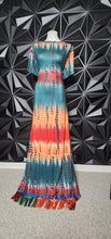 Load image into Gallery viewer, Multicolor fringe Maxi dress    sz 3xl (18)
