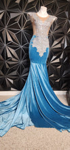 Load image into Gallery viewer, DANNI MERMAID SILOUETTE VELVET DRESS        SZ MED
