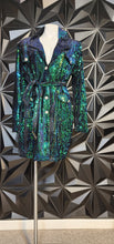 Load image into Gallery viewer, THE SANG SEQUIN BLAZER/DRESS        SZ 1X (14)
