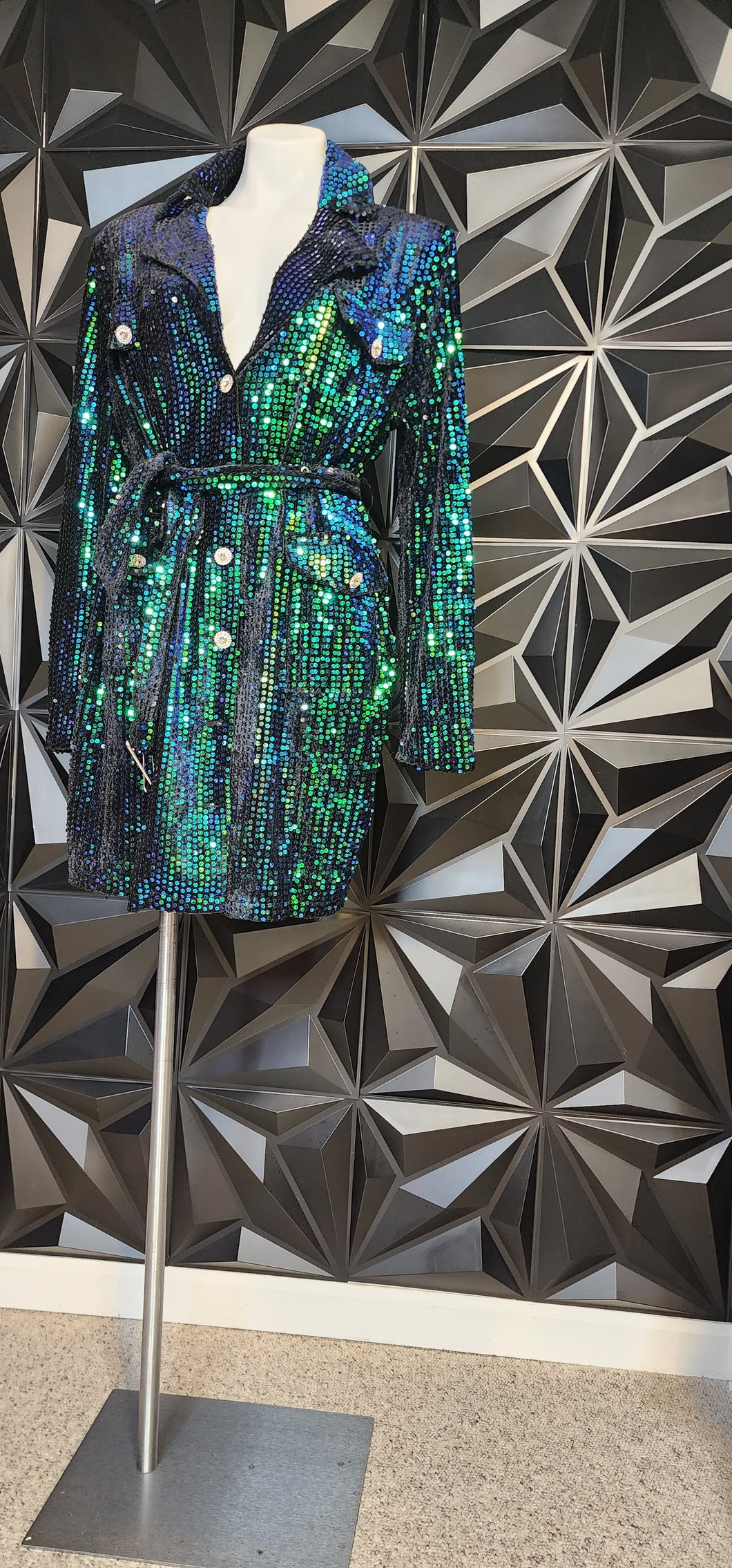 THE SANG SEQUIN BLAZER/DRESS        SZ 1X (14)