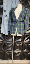 Load image into Gallery viewer, EXTRA CLASSIC PLAID BLAZER        SZ MEDIUM
