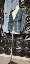 Load image into Gallery viewer, EXTRA CLASSIC PLAID BLAZER        SZ MEDIUM

