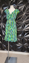 Load image into Gallery viewer, NWT GLAMOUR MULTICOLORED DRESS       SZ 16
