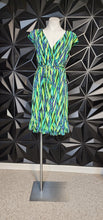 Load image into Gallery viewer, NWT GLAMOUR MULTICOLORED DRESS       SZ 16
