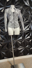 Load image into Gallery viewer, T&amp;W MESH STRIPE BLAZER       SZ SMALL-MEDIUM
