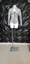 Load image into Gallery viewer, T&amp;W MESH STRIPE BLAZER       SZ SMALL-MEDIUM
