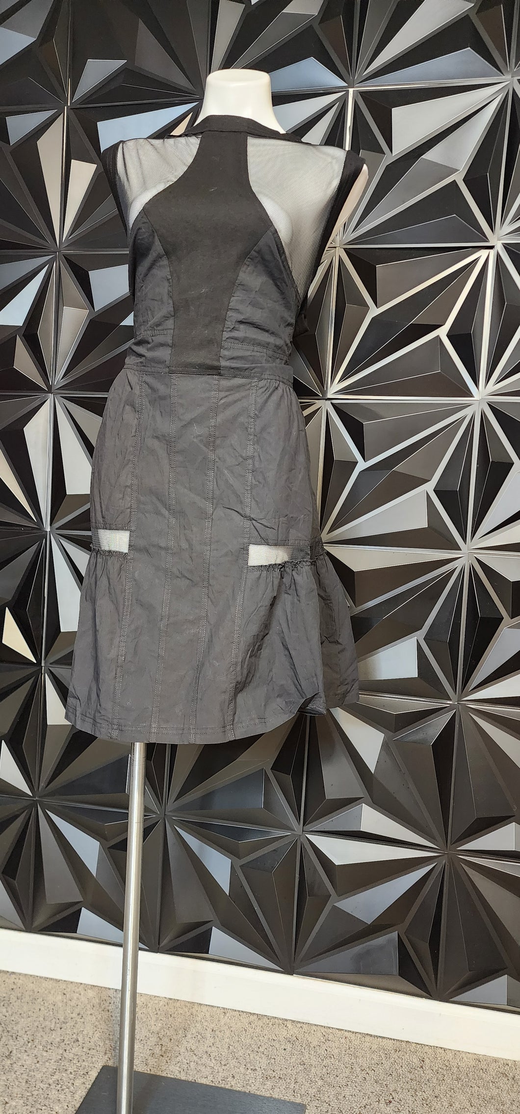 BLACK FIT FLARE DRESS       SZ 3XL (14-18 FIT)