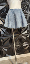 Load image into Gallery viewer, NWT AKIRA DENIM FLARE SKIRT     SZ LRG (10/12)
