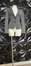 Load image into Gallery viewer, EXPRESS BOX PRINT BLAZER      SZ MEDIUM
