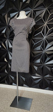 Load image into Gallery viewer, ASHLEY STEWART BOX PRINT DRESS       SZ 18/20
