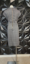 Load image into Gallery viewer, ASHLEY STEWART BOX PRINT DRESS       SZ 18/20
