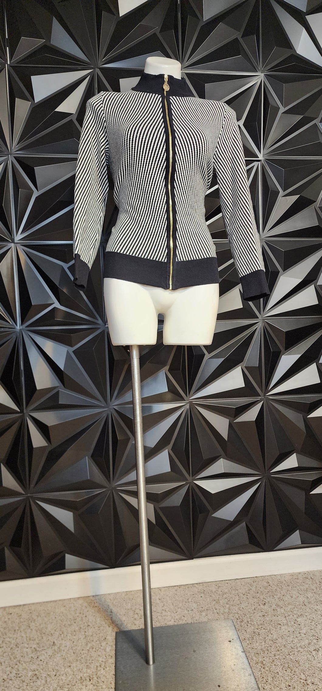 ANNE KLEIN STRIPE CARDIGAN     SZ SMALL