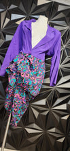 Load image into Gallery viewer, BENJAMIN A PURPLE CROP BLAZER      SZ 12 ( BEST FITTING 10)
