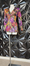 Load image into Gallery viewer, DIAMONDS RUN VINTAGE BLAZER       SZ 9-10, BEST FITTING SZ 8
