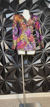 Load image into Gallery viewer, DIAMONDS RUN VINTAGE BLAZER       SZ 9-10, BEST FITTING SZ 8
