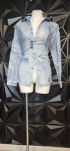 Load image into Gallery viewer, NWT FASHION NOVA DENIM PRINT TOP        SZ MEDIUM -10

