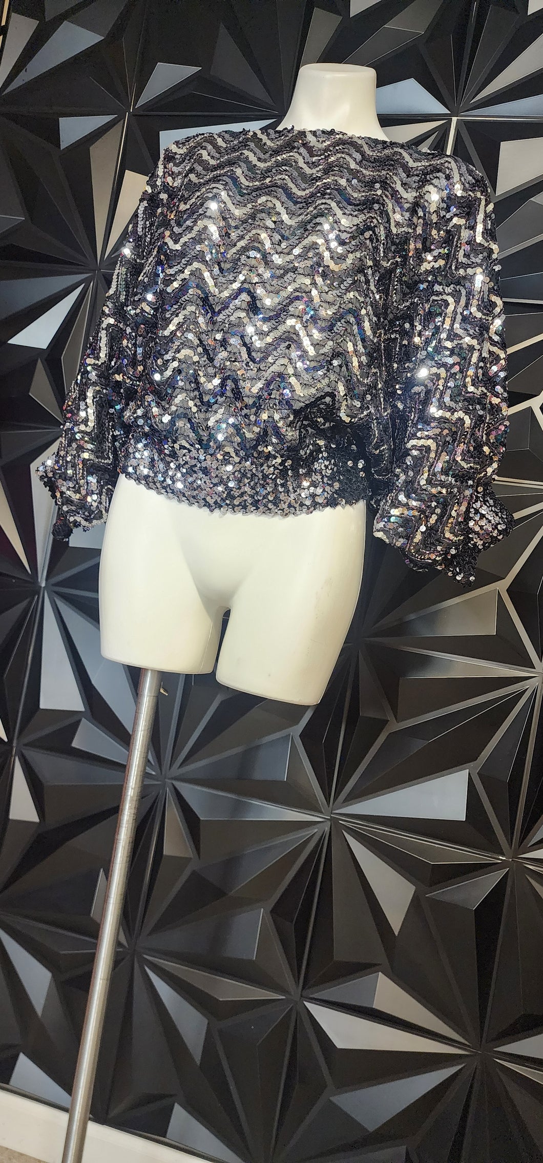 SEQUIN TOP       SZ MED/LRG FITTING