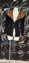 Load image into Gallery viewer, DAVE &amp; JOHNYY VELOUR VINTAGE BLAZER      SZ 13/14, BEST FITTING SZ 10
