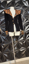 Load image into Gallery viewer, DAVE &amp; JOHNYY VELOUR VINTAGE BLAZER      SZ 13/14, BEST FITTING SZ 10
