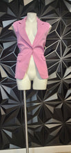 Load image into Gallery viewer, NWT PRETTY GARDEN VEST         SZ SMALL-8
