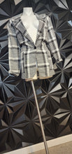 Load image into Gallery viewer, DIANE MARCO        SZ UNTAGGED, FITTING 14/16
