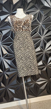 Load image into Gallery viewer, SLEEVELESS CHEETAH PRINT 2 PIECE SET        SZ 18/20
